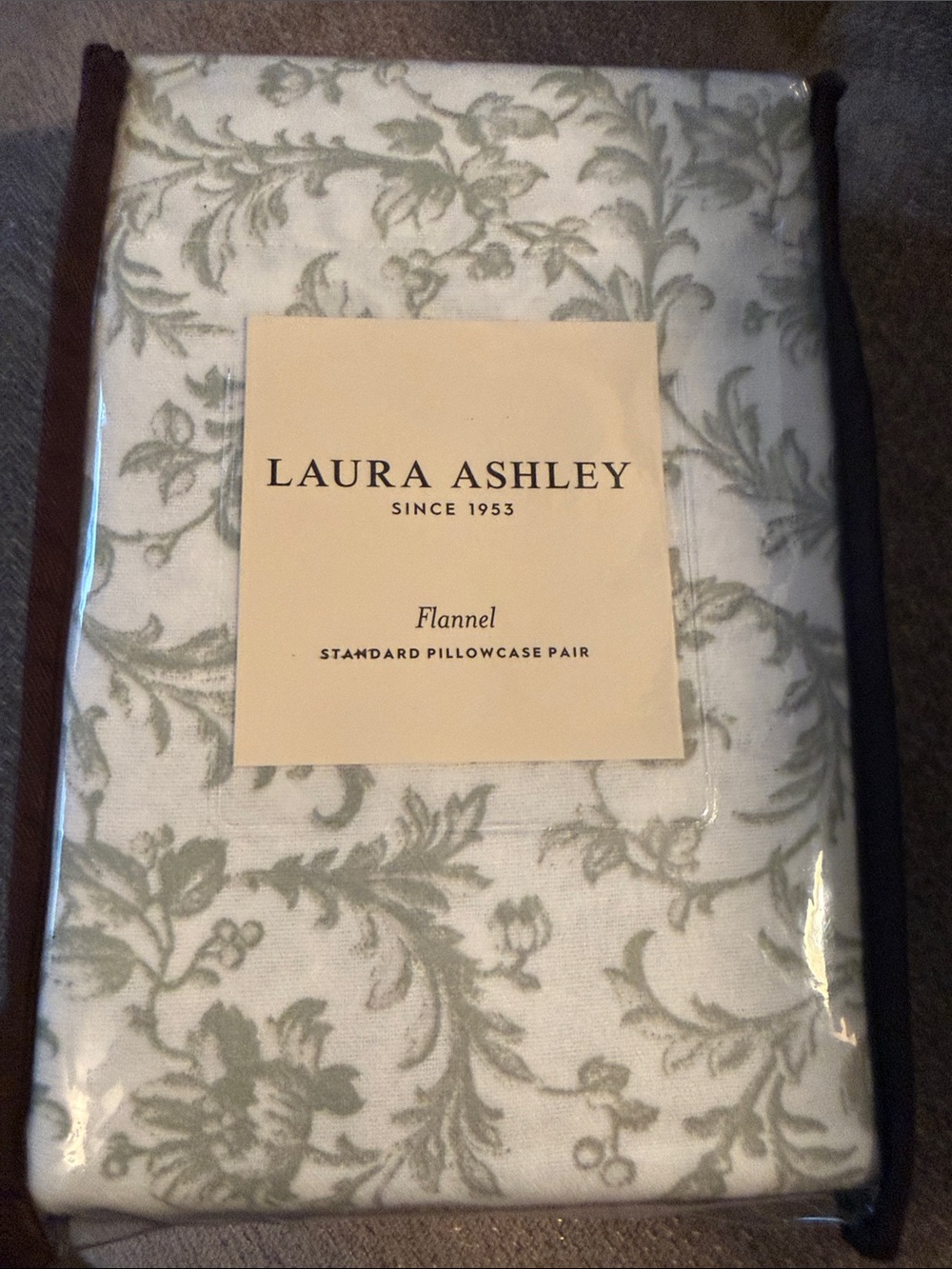 Laura Ashley Flannel Pillowcase Pair Brinna Green Standard Size NWT